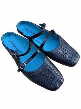 Free People Black Leather T-Strap Flats Woven Detail Size 38.5